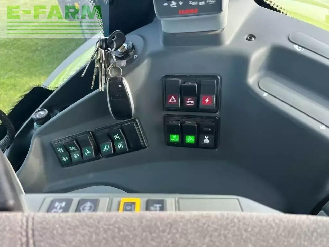 Tracteur agricole CLAAS