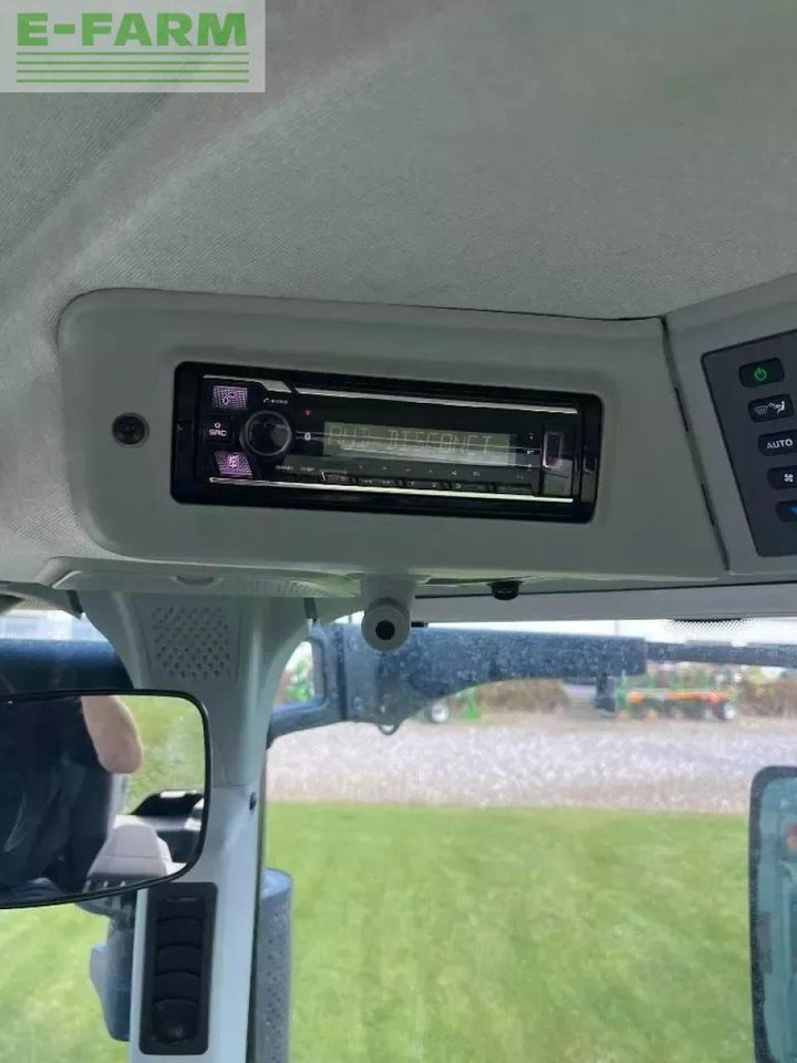 Tracteur agricole CLAAS