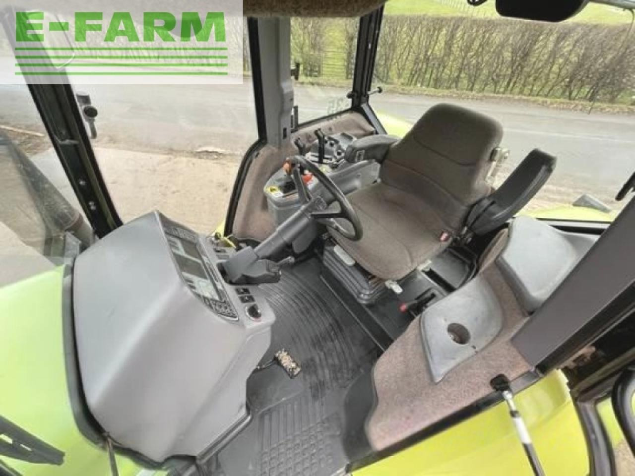 Tracteur agricole CLAAS 35