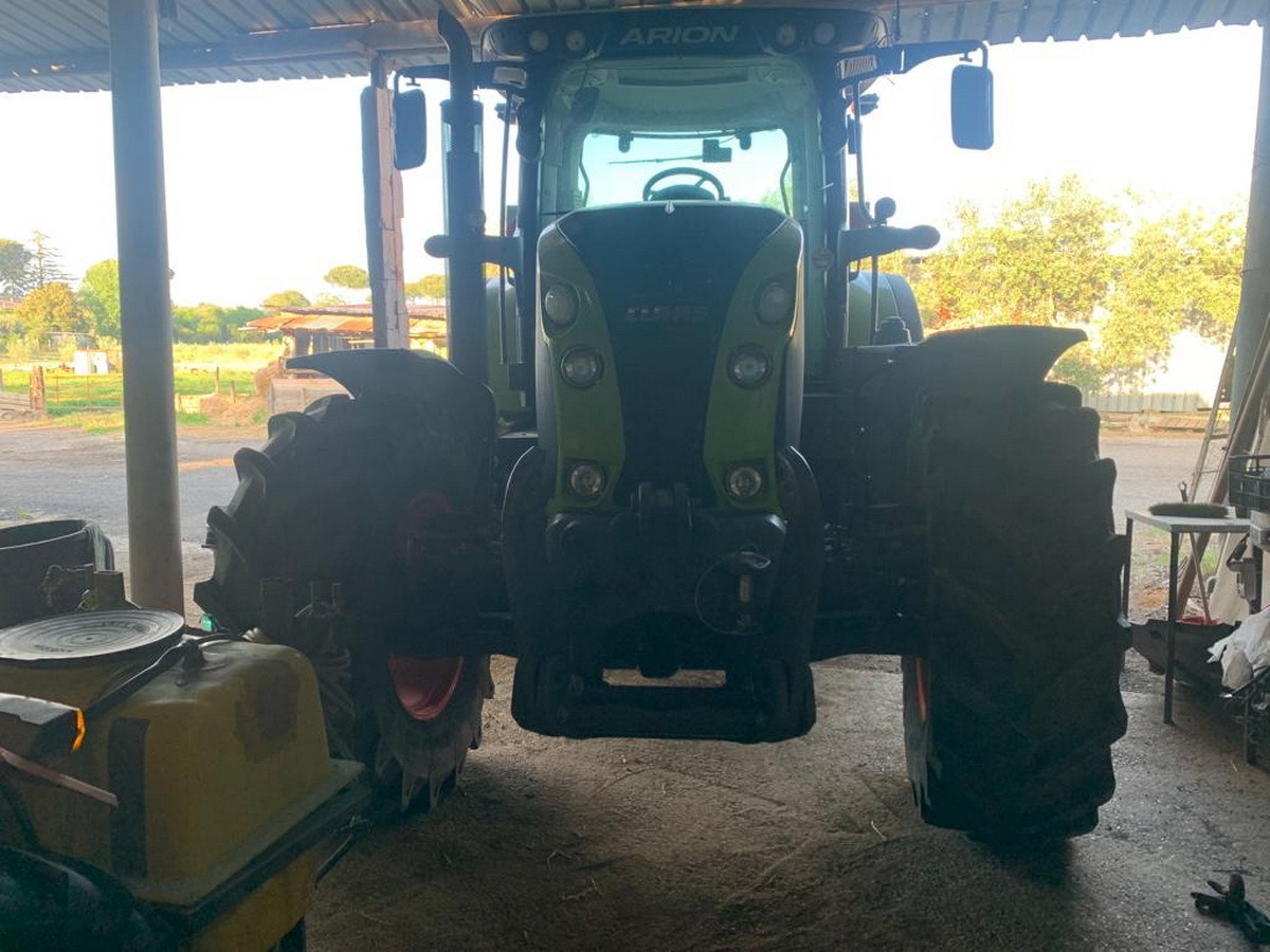 Tracteur agricole CLAAS 650ARION
