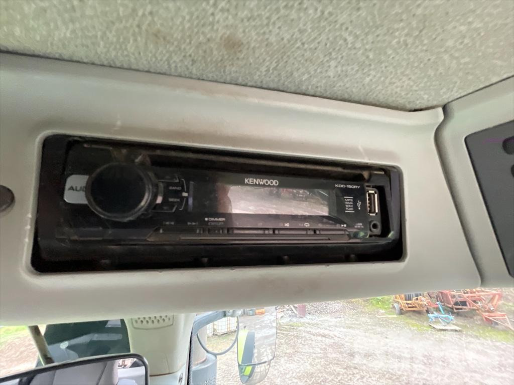 Tracteur agricole CLAAS 850 AXION (2015)