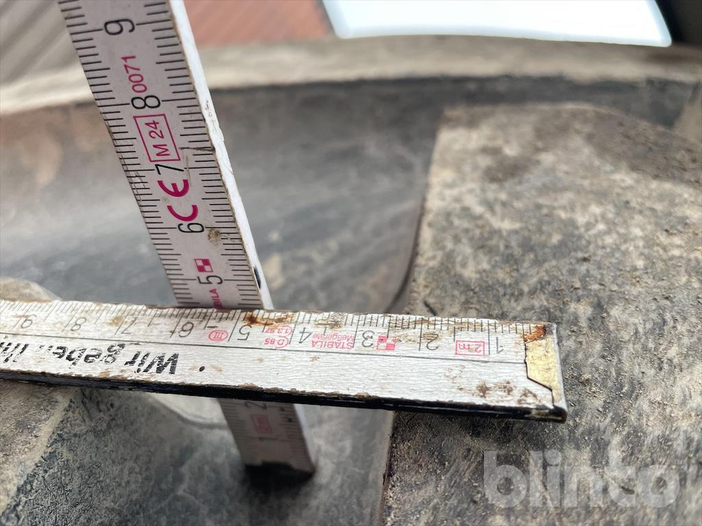 Tracteur agricole CLAAS 850 AXION (2015)