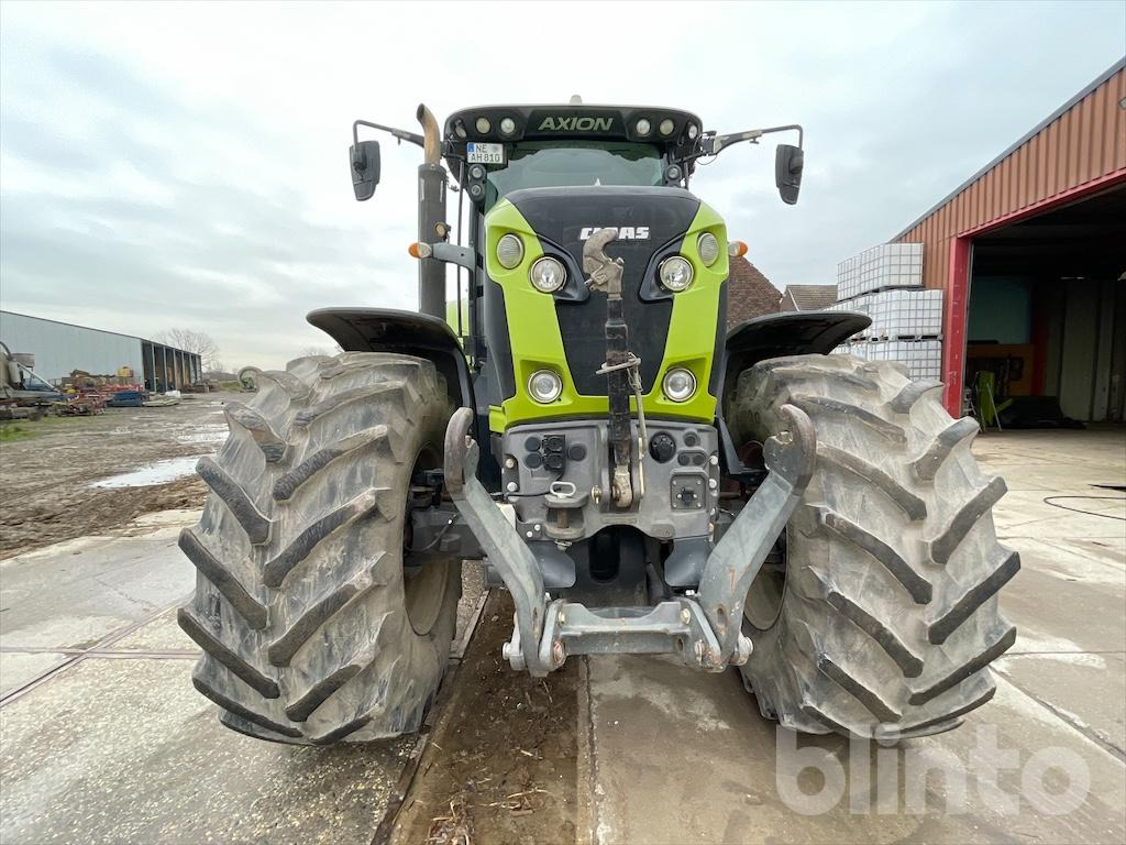 Tracteur agricole CLAAS 850 AXION (2015)