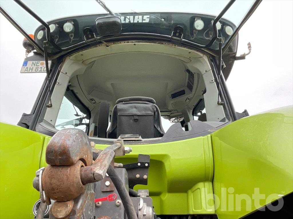 Tracteur agricole CLAAS 850 AXION (2015)
