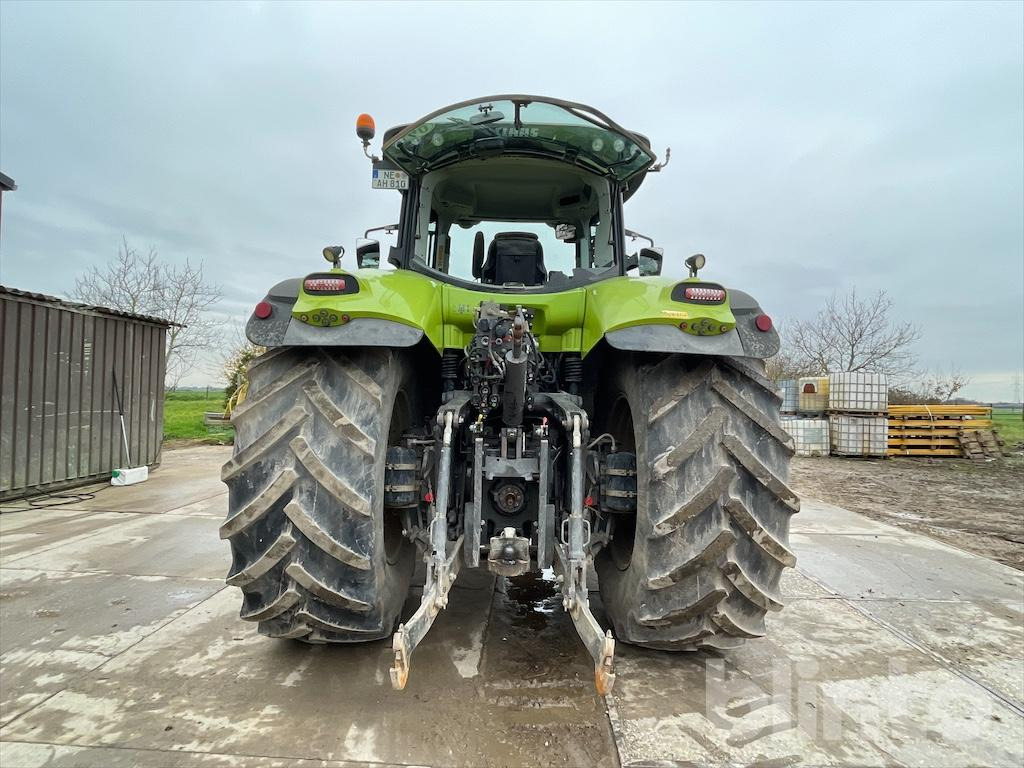 Tracteur agricole CLAAS 850 AXION (2015)