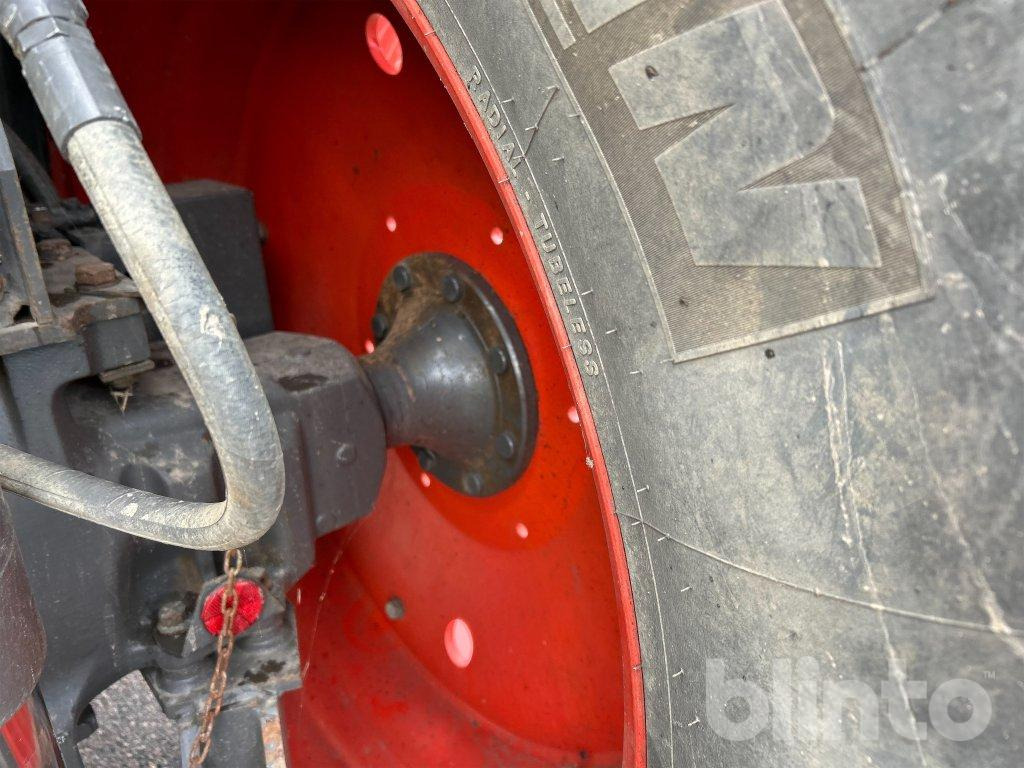 Tracteur agricole CLAAS A09 Axion 820 - 6516 h