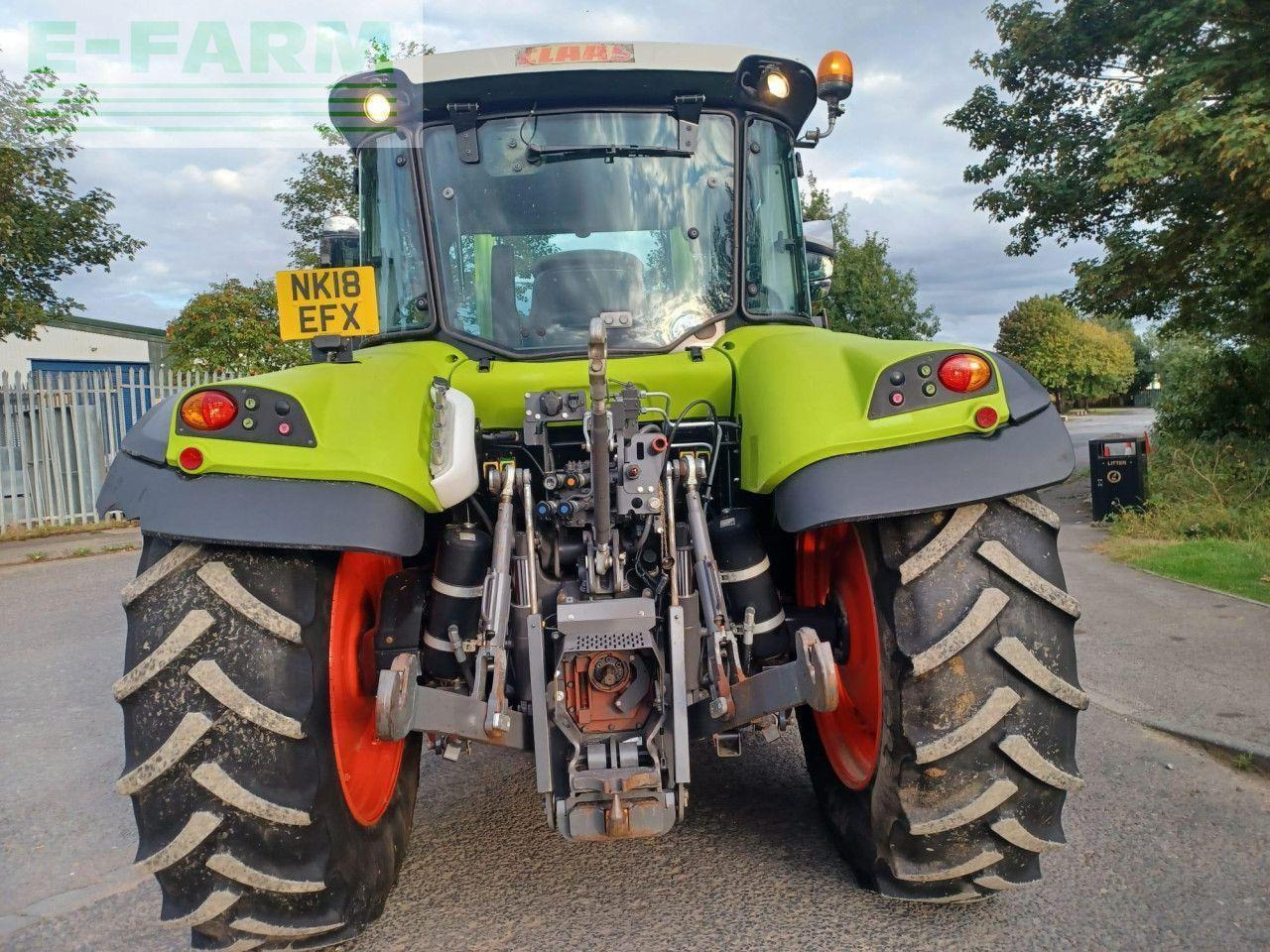 Tracteur agricole CLAAS ARION 420 CLASSIC
