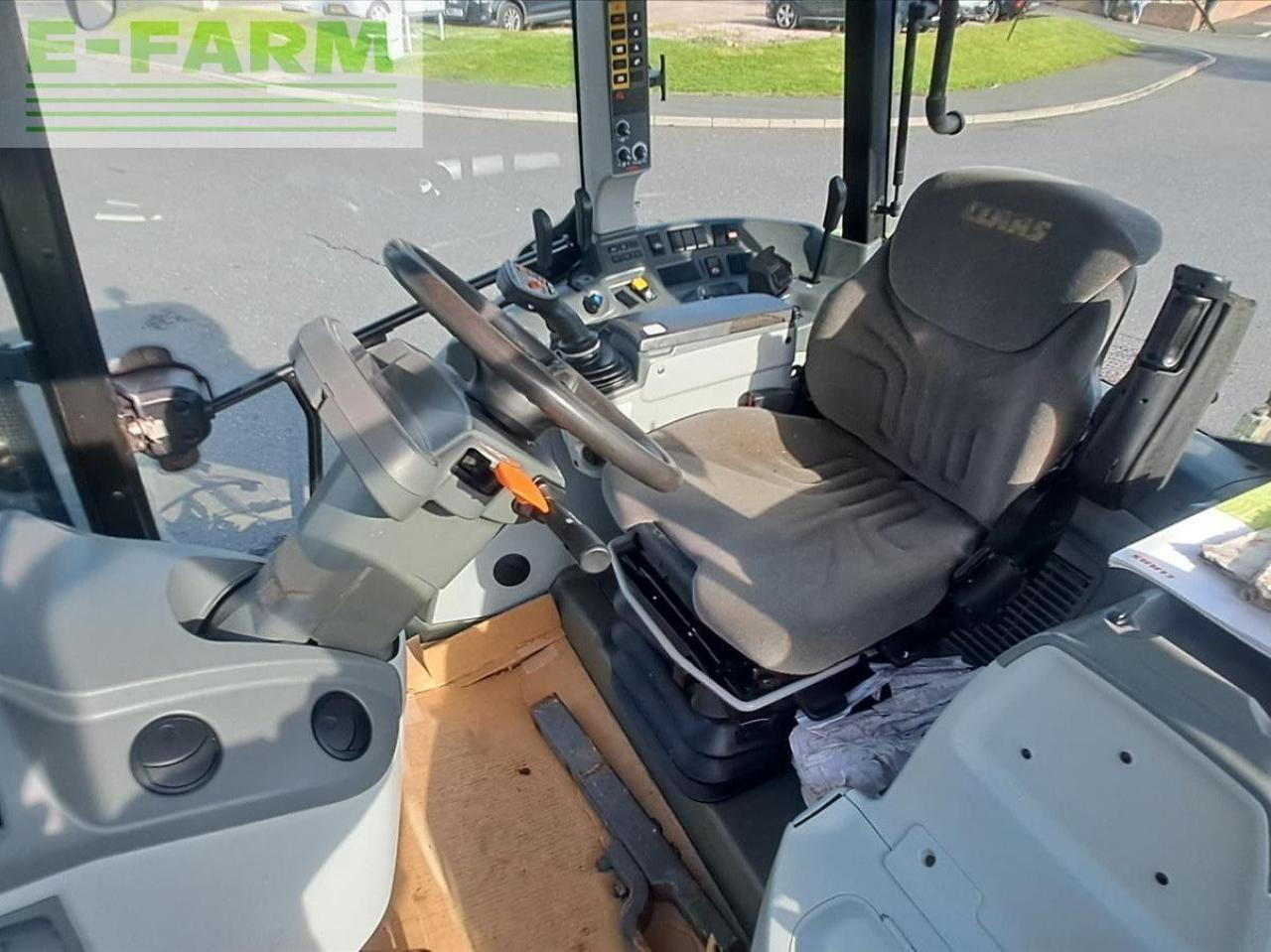 Tracteur agricole CLAAS ARION 430