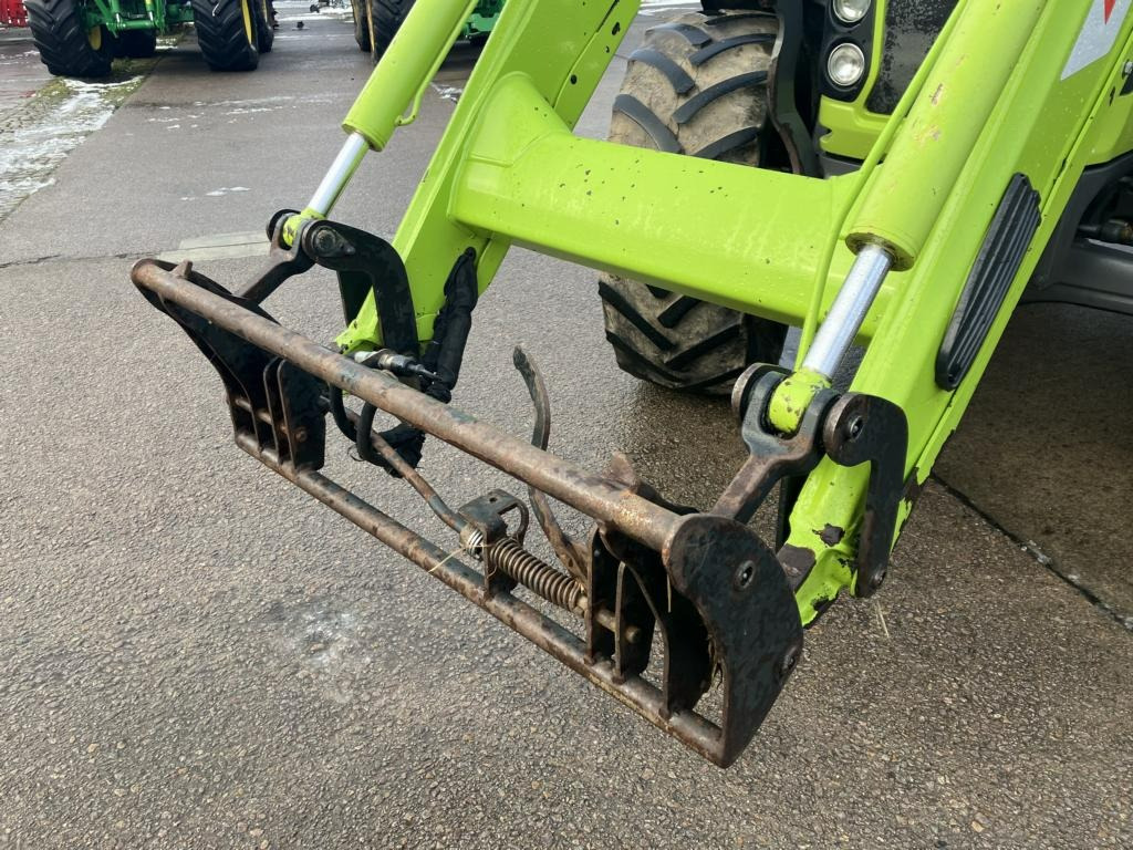 Tracteur agricole CLAAS ARION 450