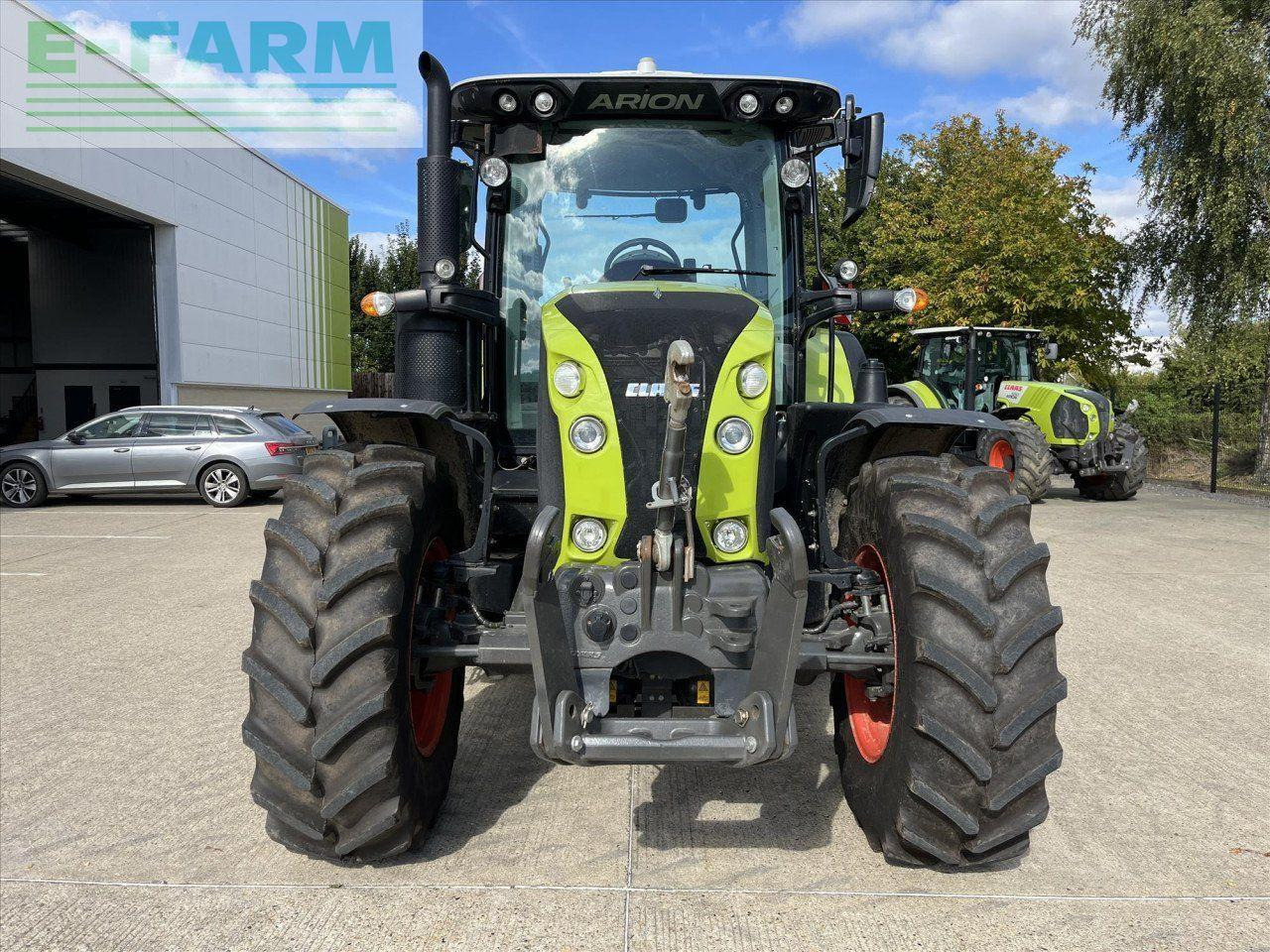 Tracteur agricole CLAAS ARION 530