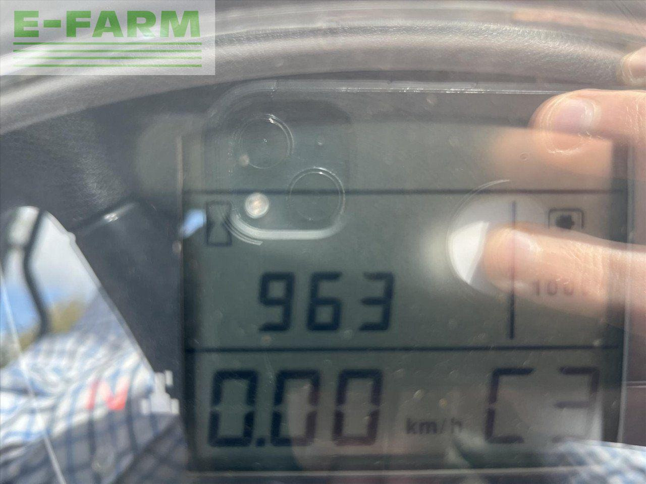 Tracteur agricole CLAAS ARION 530