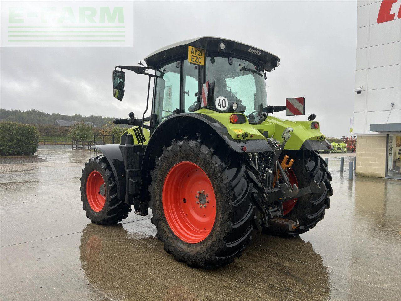Tracteur agricole CLAAS ARION 530