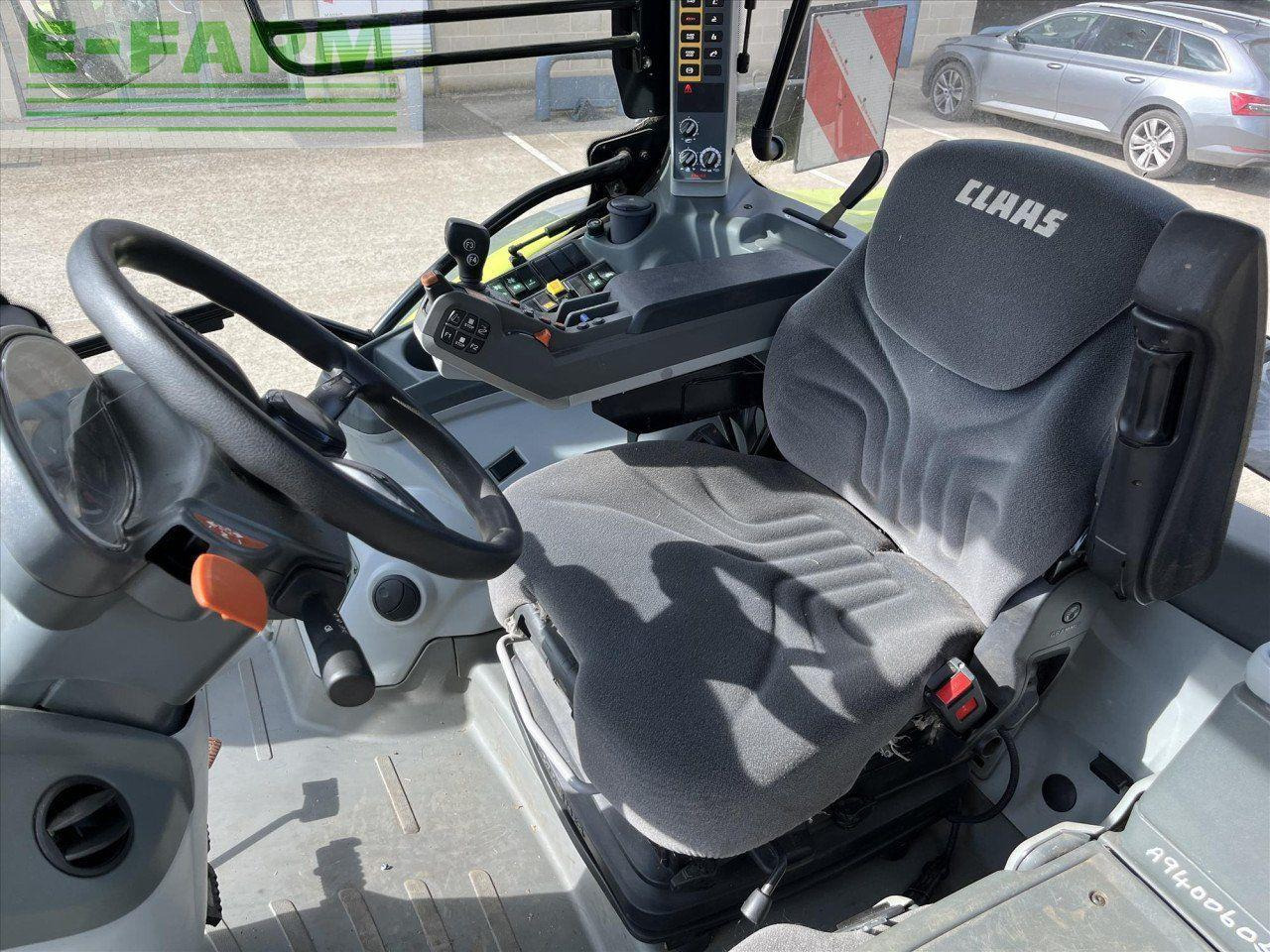 Tracteur agricole CLAAS ARION 530