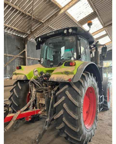 Tracteur agricole CLAAS ARION 530 CIS