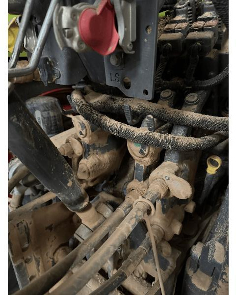 Tracteur agricole CLAAS ARION 530 CIS