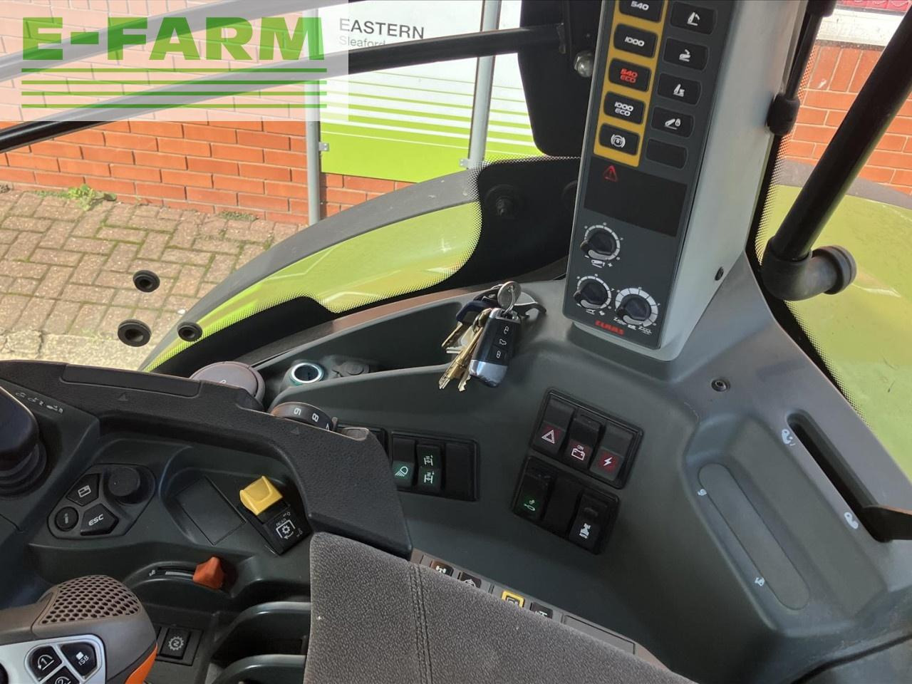 Tracteur agricole CLAAS ARION 630 CMATIC