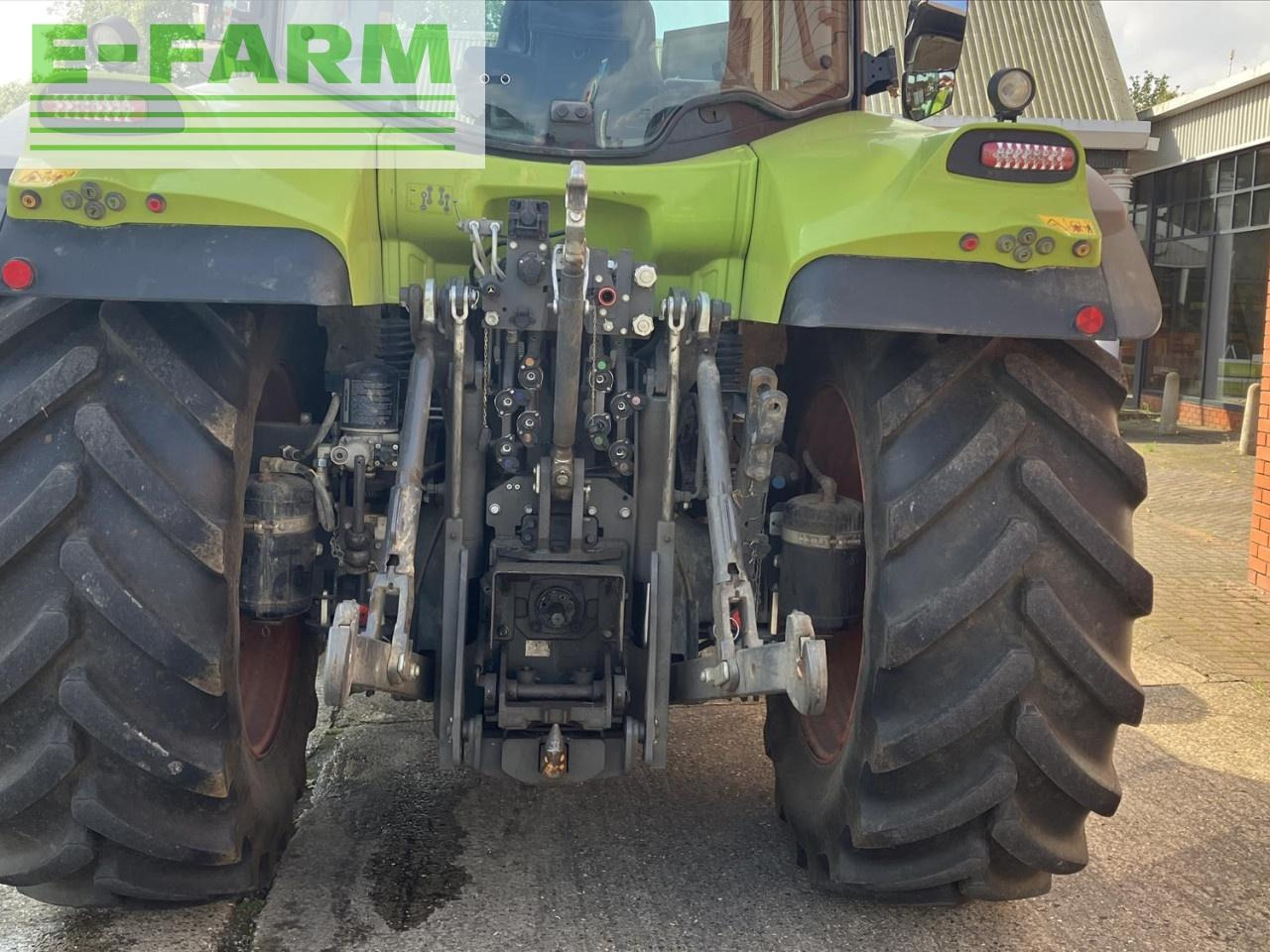 Tracteur agricole CLAAS ARION 630 CMATIC