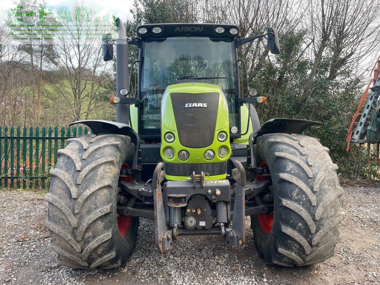 Tracteur agricole CLAAS ARION 640