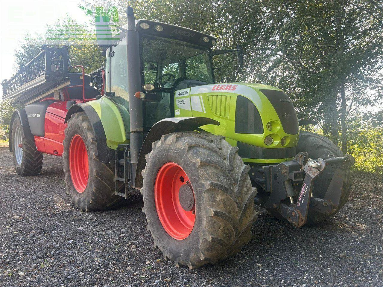 Tracteur agricole CLAAS ARION 640