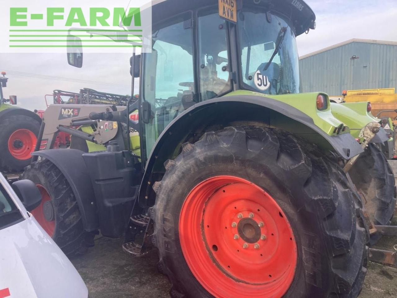 Tracteur agricole CLAAS ARION 640