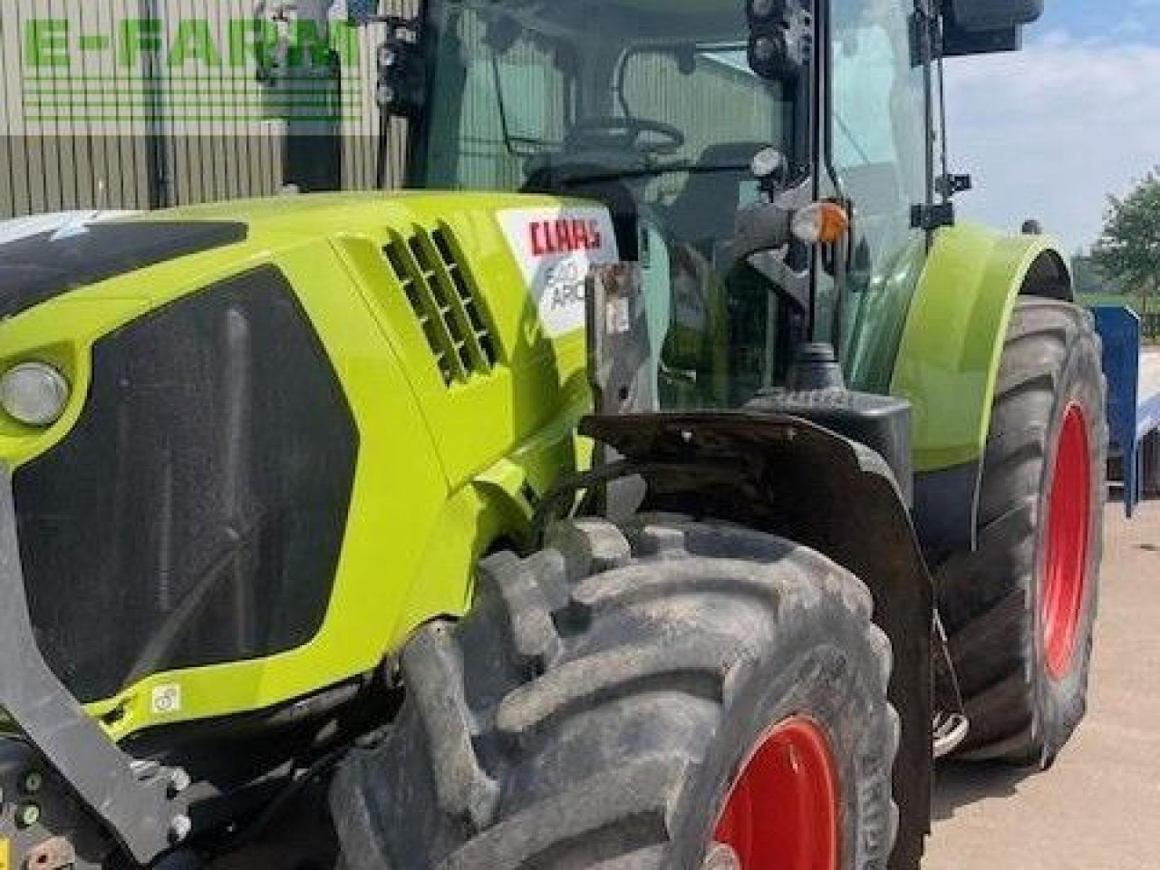 Tracteur agricole CLAAS ARION 640