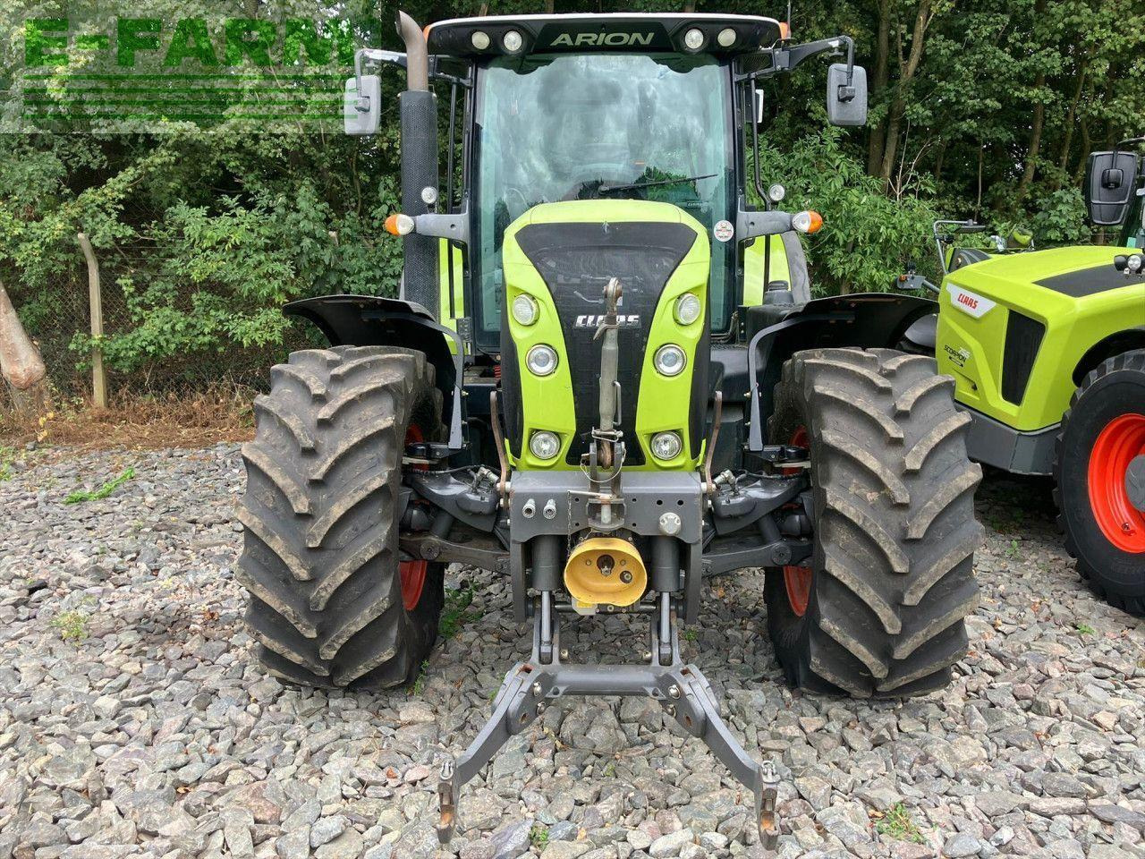 Tracteur agricole CLAAS ARION 640 CEBIS