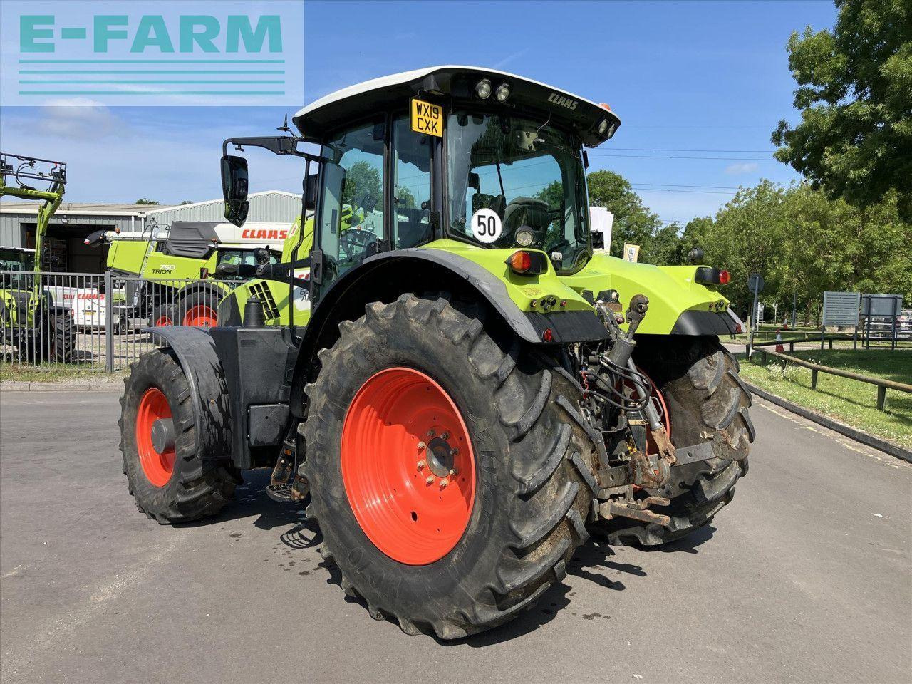 Tracteur agricole CLAAS ARION 650 CIS CIS