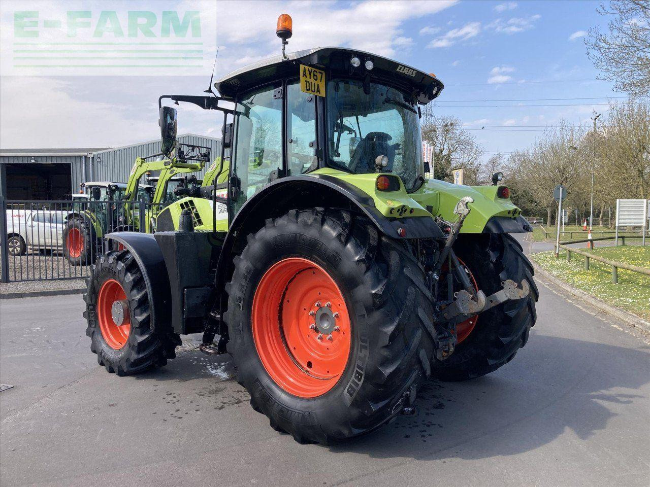 Tracteur agricole CLAAS ARION 650 T4I CIS 50K CIS