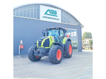 Tracteur agricole  CLAAS AXION 810