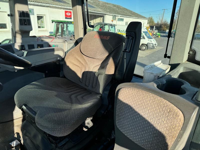 Tracteur agricole CLAAS AXION 810 CMATIC