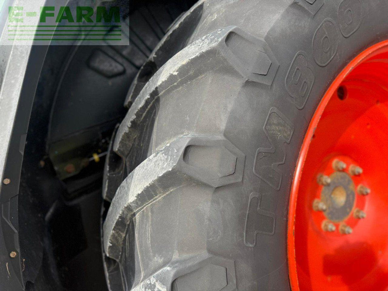 Tracteur agricole CLAAS AXION 830