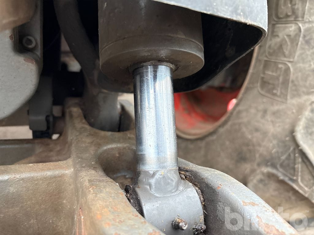 Tracteur agricole CLAAS AXION 830