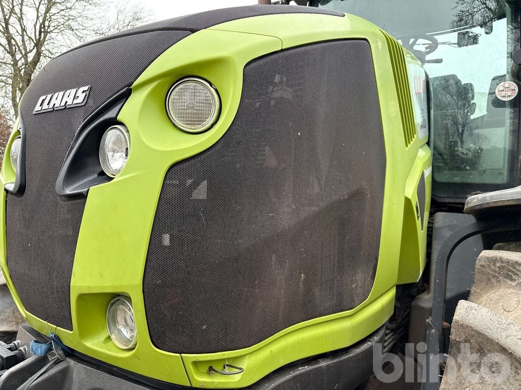 Tracteur agricole CLAAS AXION 830