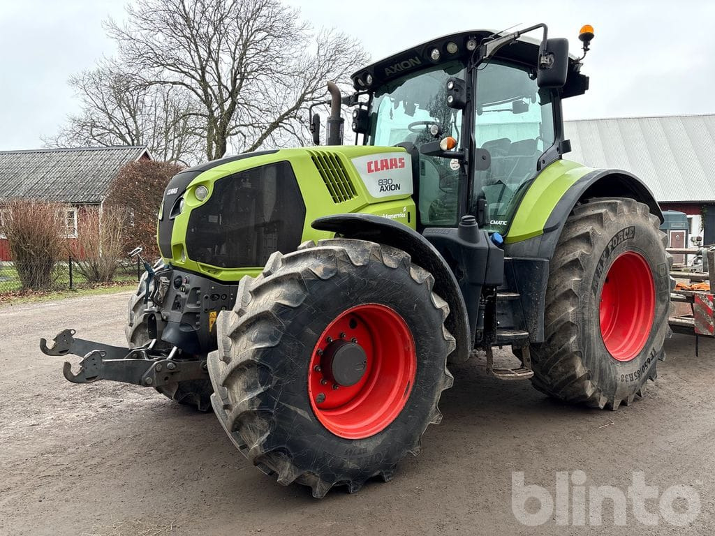 Tracteur agricole CLAAS AXION 830
