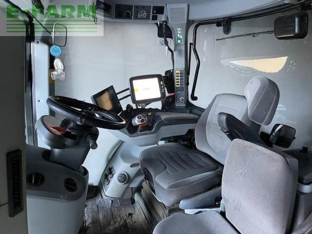 Tracteur agricole CLAAS AXION 830 CEBIS 50K