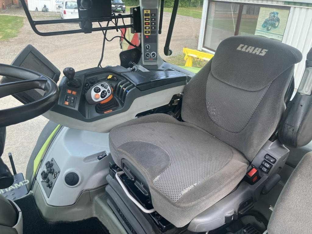 Tracteur agricole CLAAS AXION 830 CMATIC