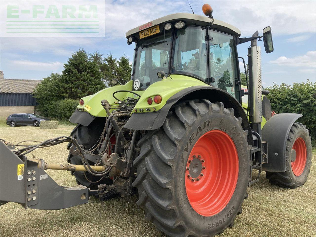 Tracteur agricole CLAAS AXION 840 CMATIC CMATIC