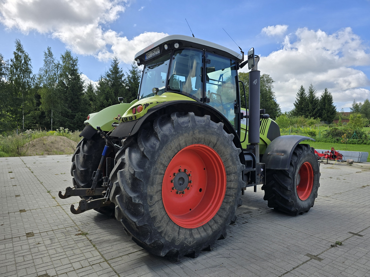 Tracteur agricole CLAAS AXION 850
