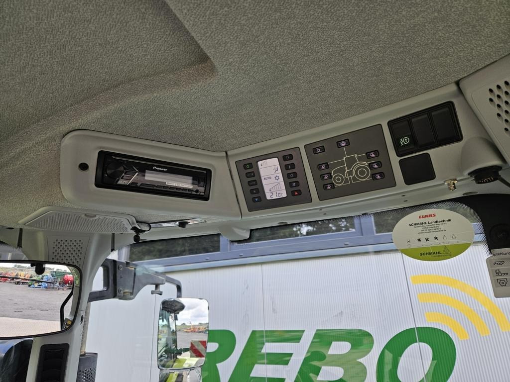 Tracteur agricole CLAAS AXION 870 CMATIC