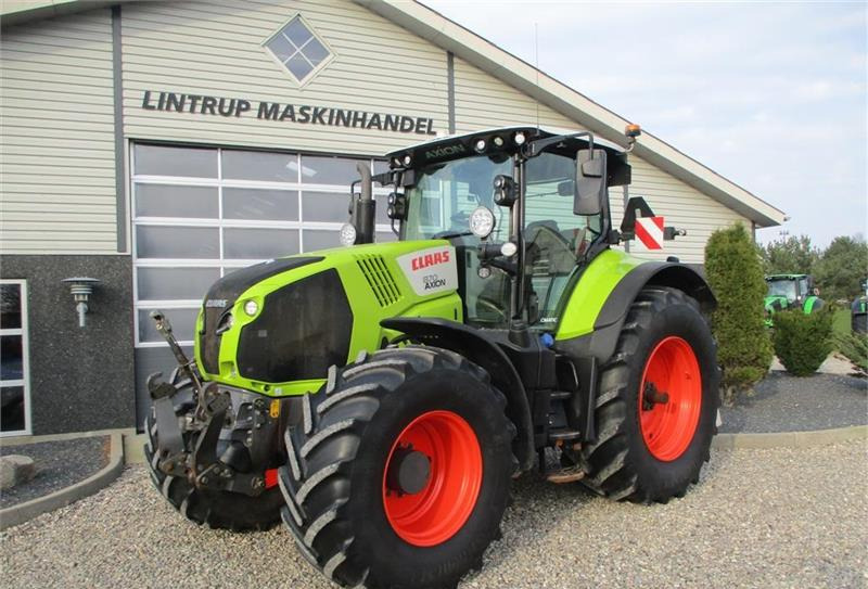 Tracteur agricole CLAAS AXION 870 CMATIC med frontlift og front PTO, GPS r