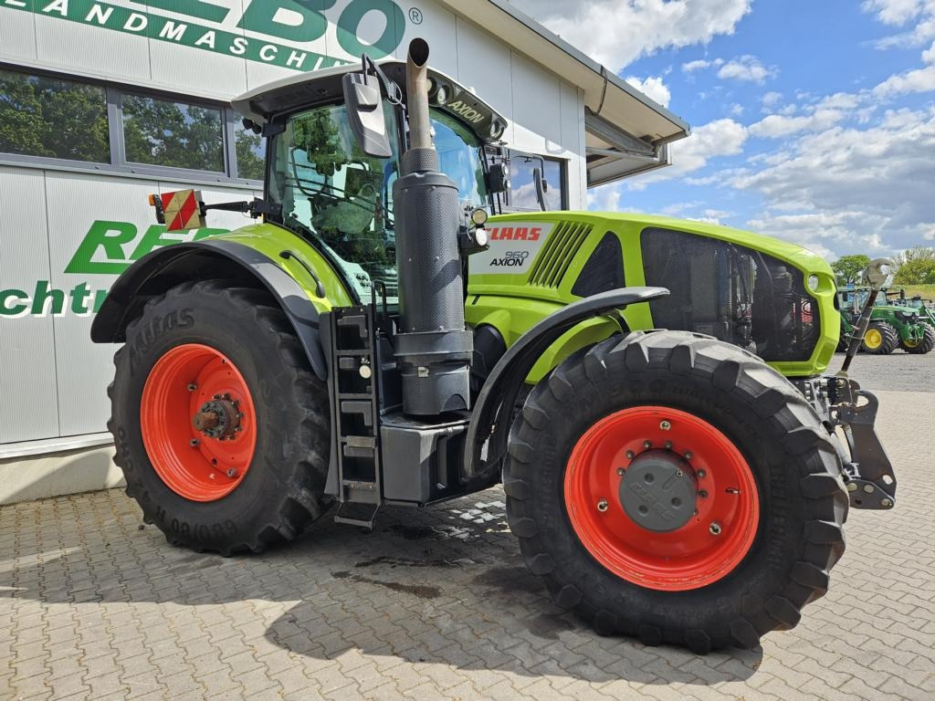 Tracteur agricole CLAAS AXION 960