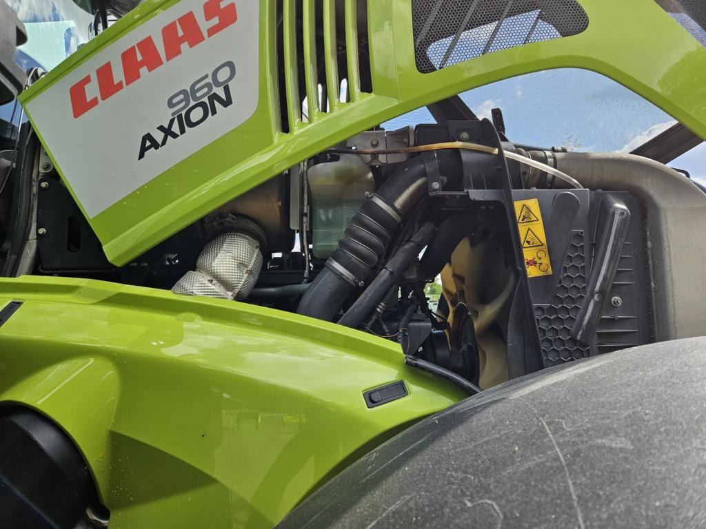 Tracteur agricole CLAAS AXION 960 CMATIC