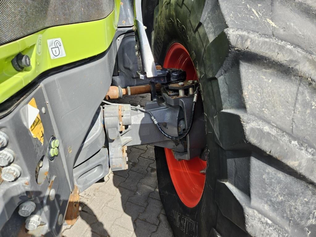 Tracteur agricole CLAAS AXION 960 CMATIC