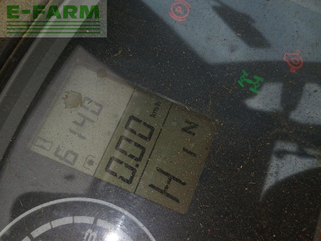 Tracteur agricole CLAAS AXOS 340