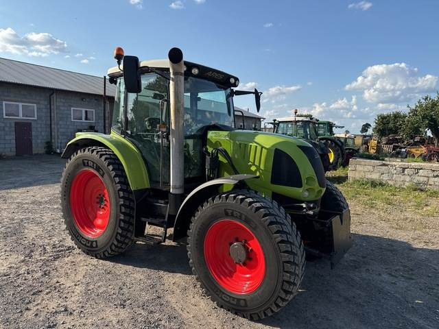 Tracteur agricole CLAAS Ares 577