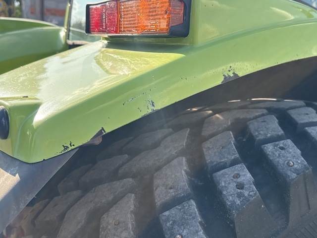 Tracteur agricole CLAAS Ares 577