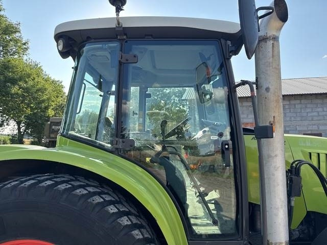 Tracteur agricole CLAAS Ares 577