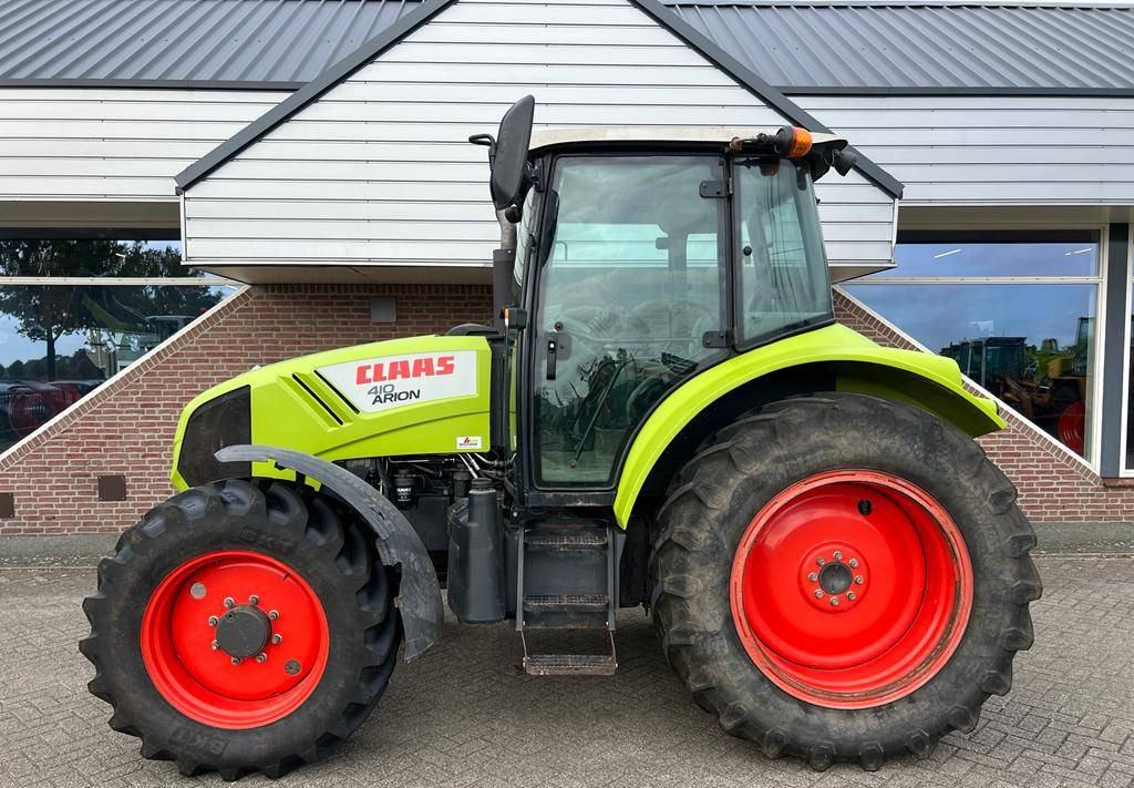 Tracteur agricole CLAAS Arion 410