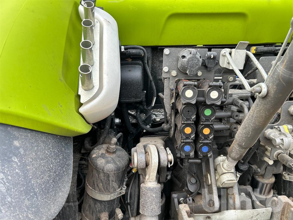 Tracteur agricole CLAAS Arion 440 (2021) mit Frontlader B90/542 FL 120C