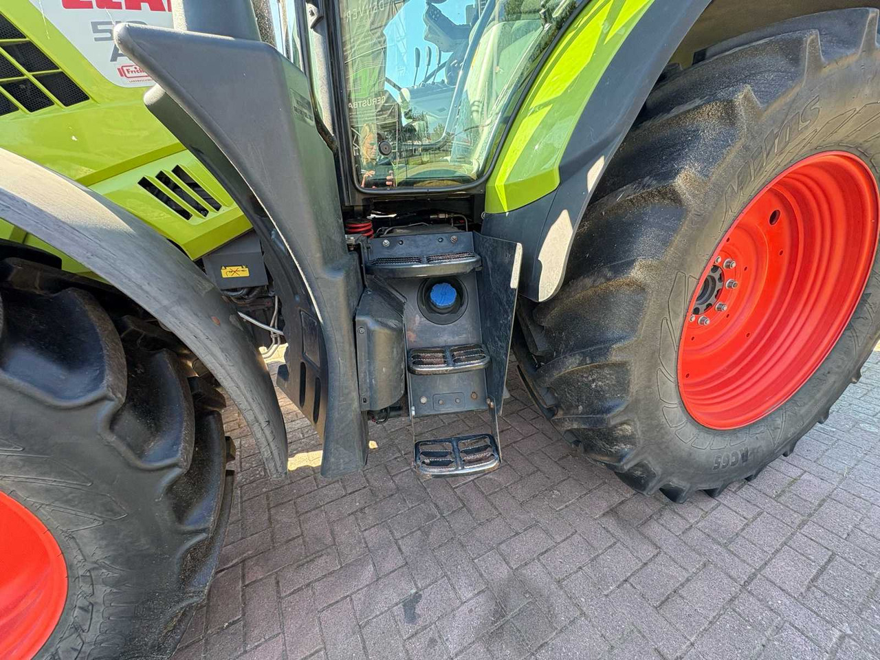 Tracteur agricole CLAAS Arion 510 CIS